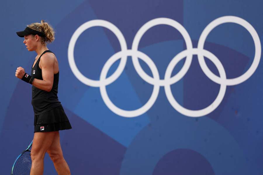 Laura Siegemund in Olympic action 