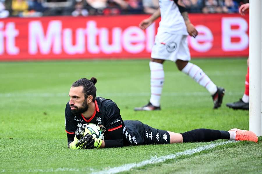 Enzo Basilio (Guingamp)