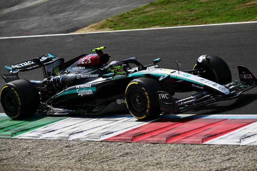 Lewis Hamilton sulla Mercedes