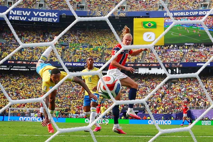 Haaland guardando 1º gol da noruega contra os brasileiros Haaland guardando 1º gol da noruega contra os brasileiros