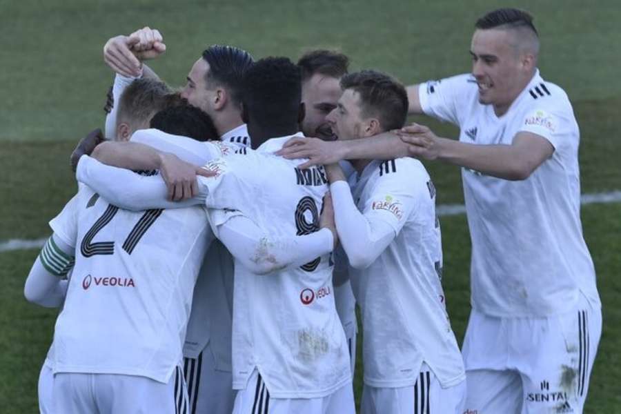 Karviná má z posledních čtyř domácích zápasů 12 bodů a skóre 9:0.