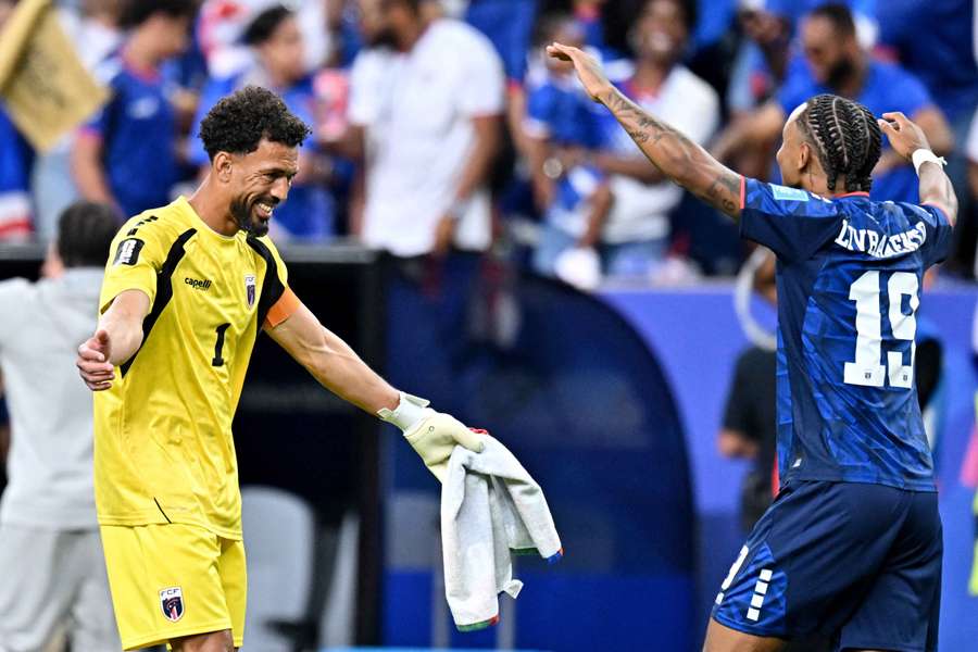 Vozinha celebra apuramento de Cabo Verde