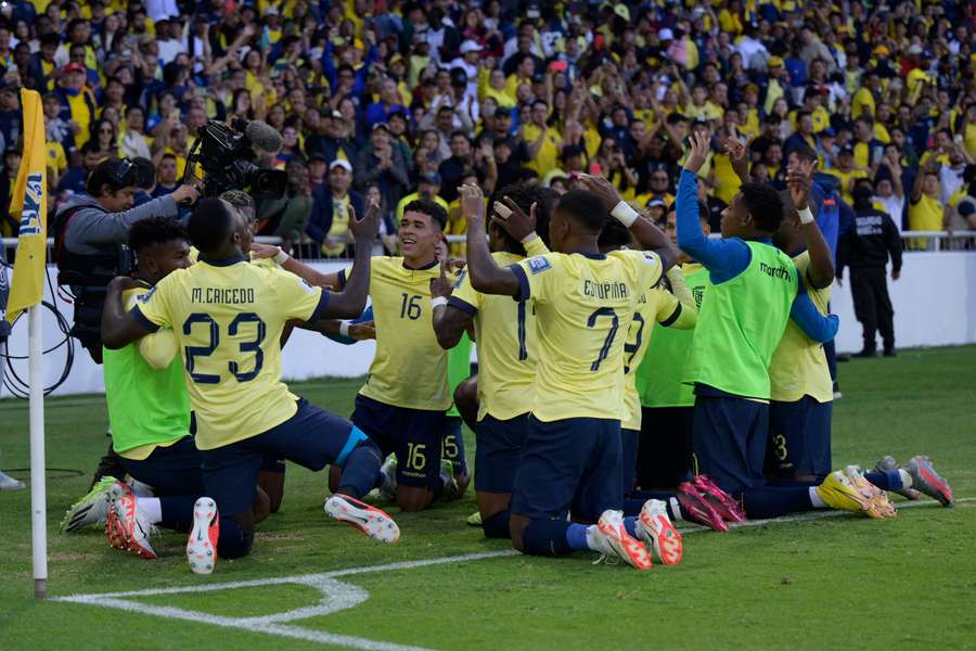 Equador venceu a primeira nas Eliminatórias