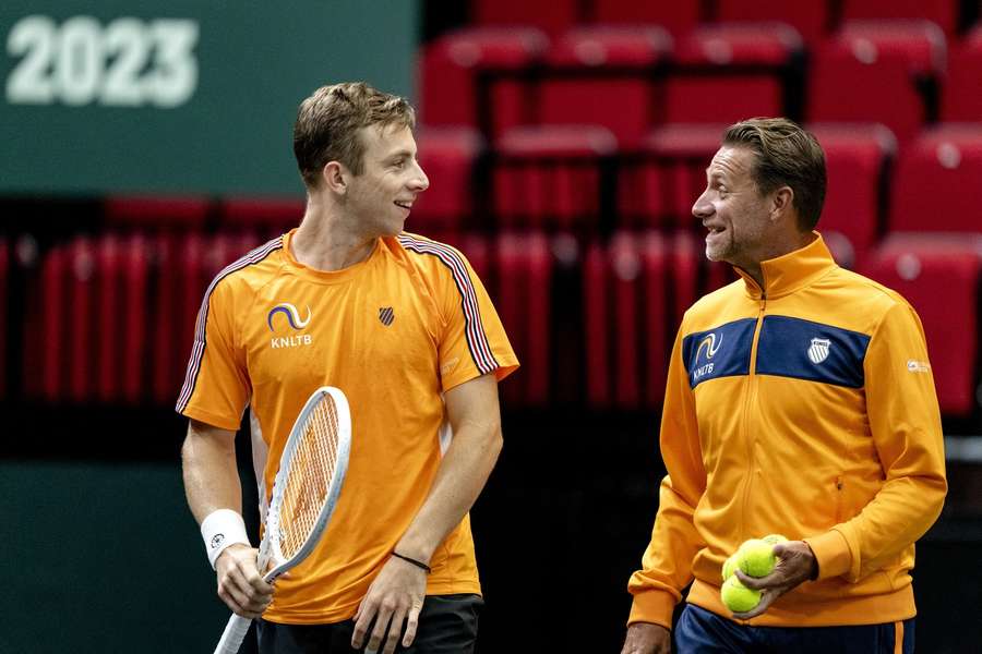 Dennis Sporen (R) was working for the Dutch tennis covenant before he joined Griekspoor Dennis Sporen (R) was working for the Dutch tennis covenant before he joined Griekspoor