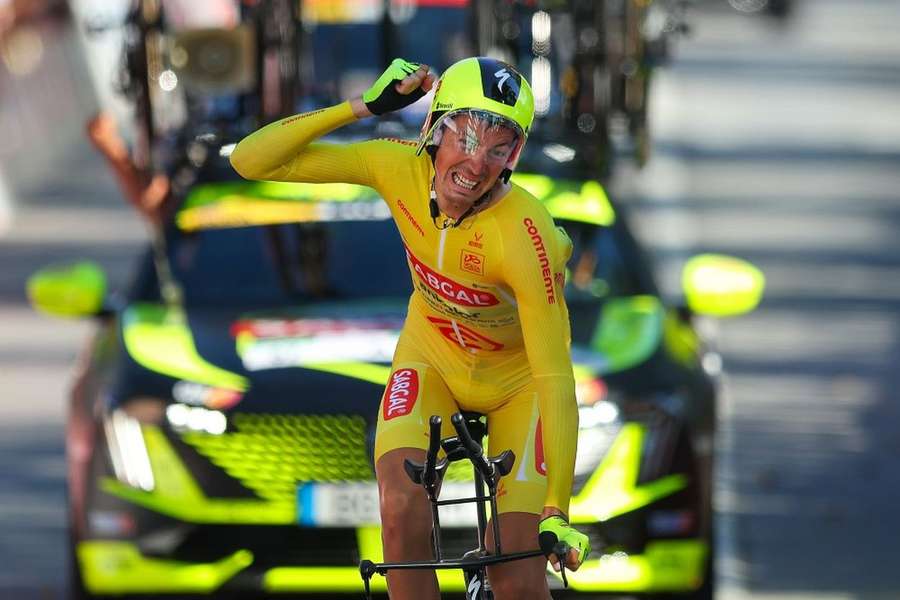Artem Nych, líder da 86.ª edição da Volta a Portugal em bicicleta