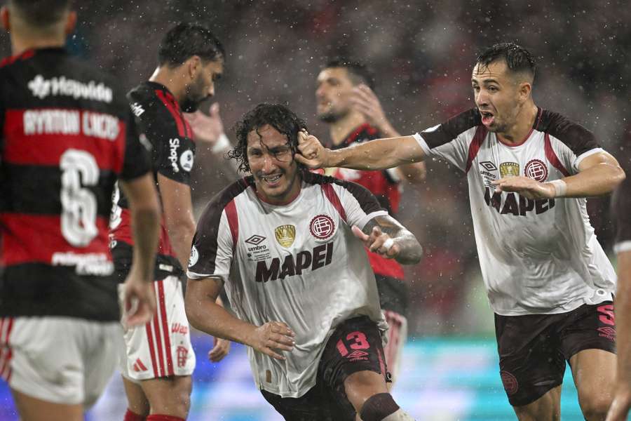 Canale marcou para o Lanús na prorrogação