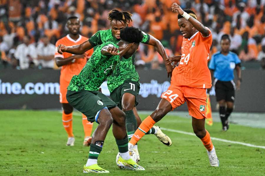 Simon Adingra provided both assists for Ivory Coast