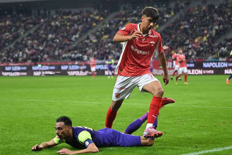 Musi în duel cu Camora