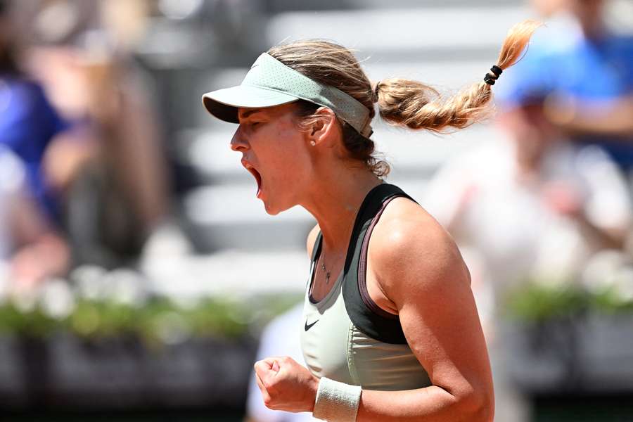 Kalinskaya celebrates win