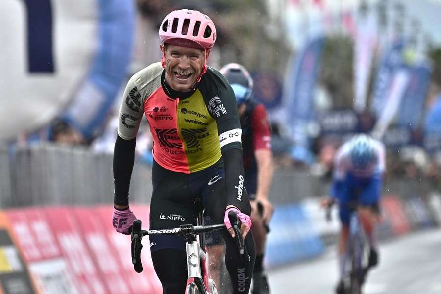 Magnus Cort efter Giro-sejr: En af de hårdeste etaper jeg har kørt