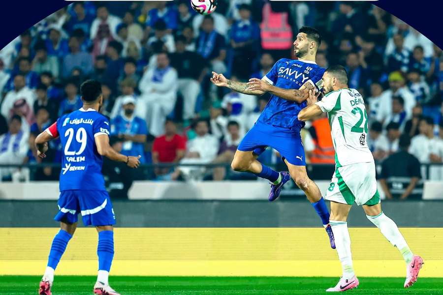 Mitrovic fez o golo do empate do Al Hilal, de cabeça, aos 90 minutos