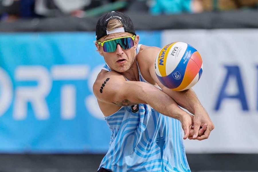 Steven van de Velde nie otrzymał australijskiej wizy na MŚ w siatkówce plażowej Steven van de Velde nie otrzymał australijskiej wizy na MŚ w siatkówce plażowej