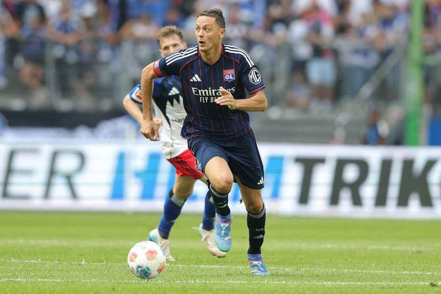 Nemanja Matic tem contrato com o Lyon até junho de 2026
