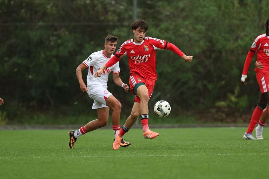 Gil Neves ist der Neue beim 1. FC Köln. Gil Neves ist der Neue beim 1. FC Köln.