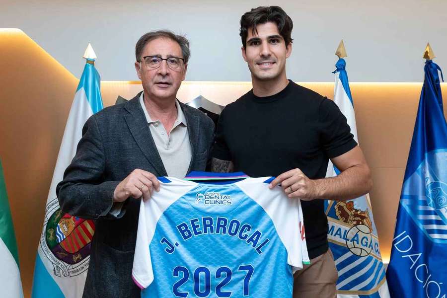 Oficial | Juan Berrocal refuerza la zona defensiva del Málaga Oficial | Juan Berrocal refuerza la zona defensiva del Málaga