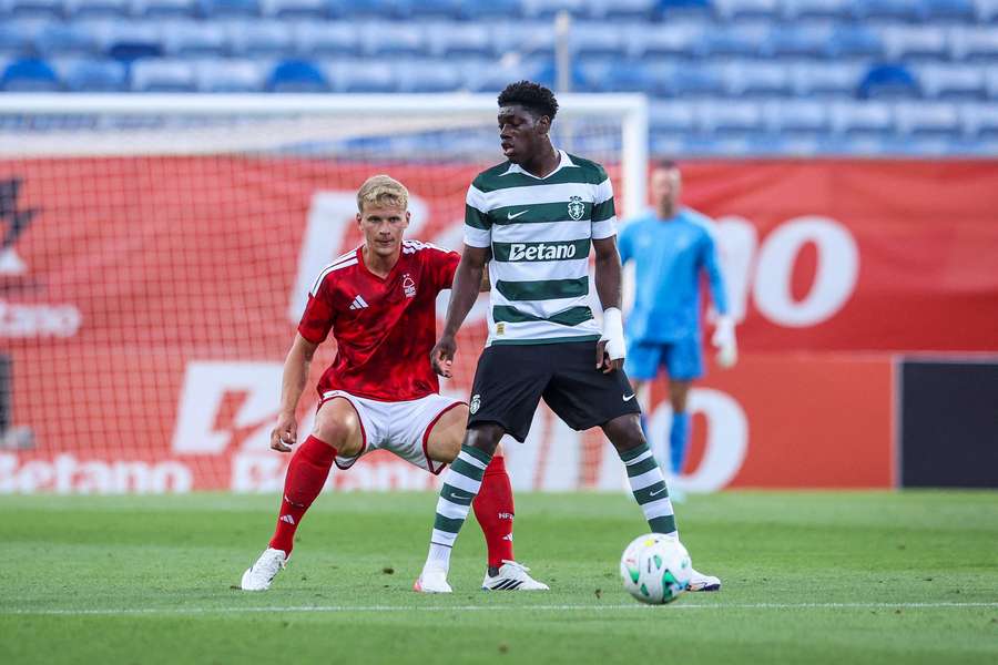 Doumbia marcou e assistiu pelo Sporting Doumbia marcou e assistiu pelo Sporting