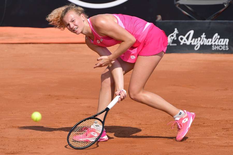Kateřina Siniaková nezvládla v Římě utkání prvního kola. Kateřina Siniaková nezvládla v Římě utkání prvního kola.