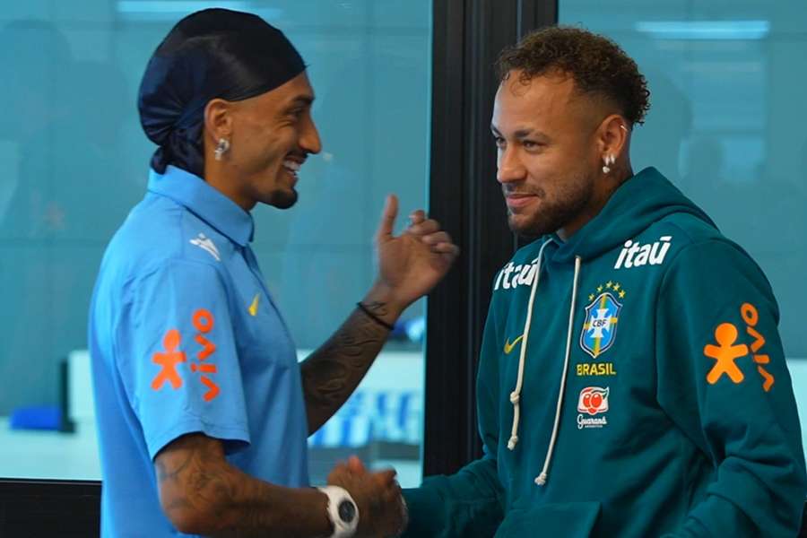 Neymar e Raphinha na Granja Comary Neymar e Raphinha na Granja Comary