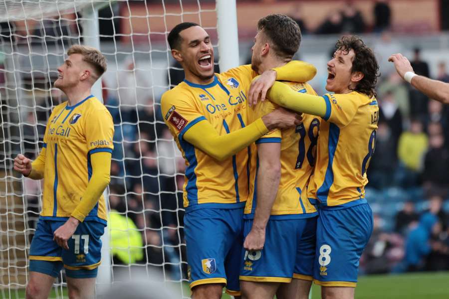 Mansfield celebrate their leveller