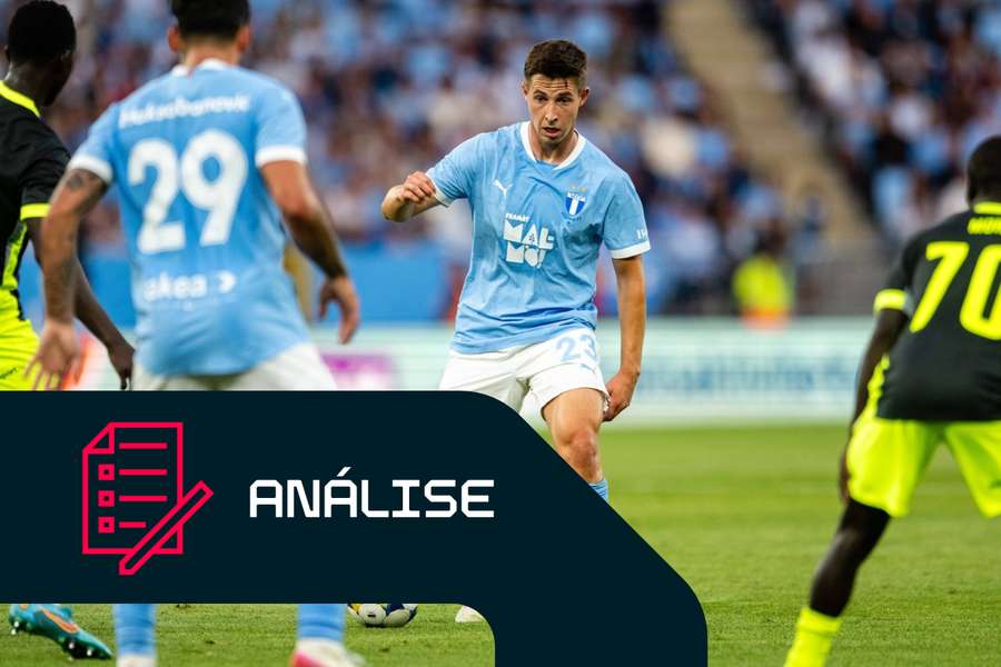 Lasse Berg Johnsen em ação pelo Malmo no jogo da Liga dos Campeões contra o RFS