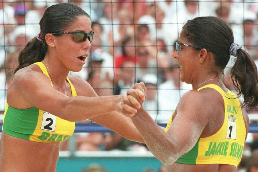 Sandra e Jackie (à direita) ficaram eternizadas na história do esporte brasileiro com ouro em Atlanta 1996
