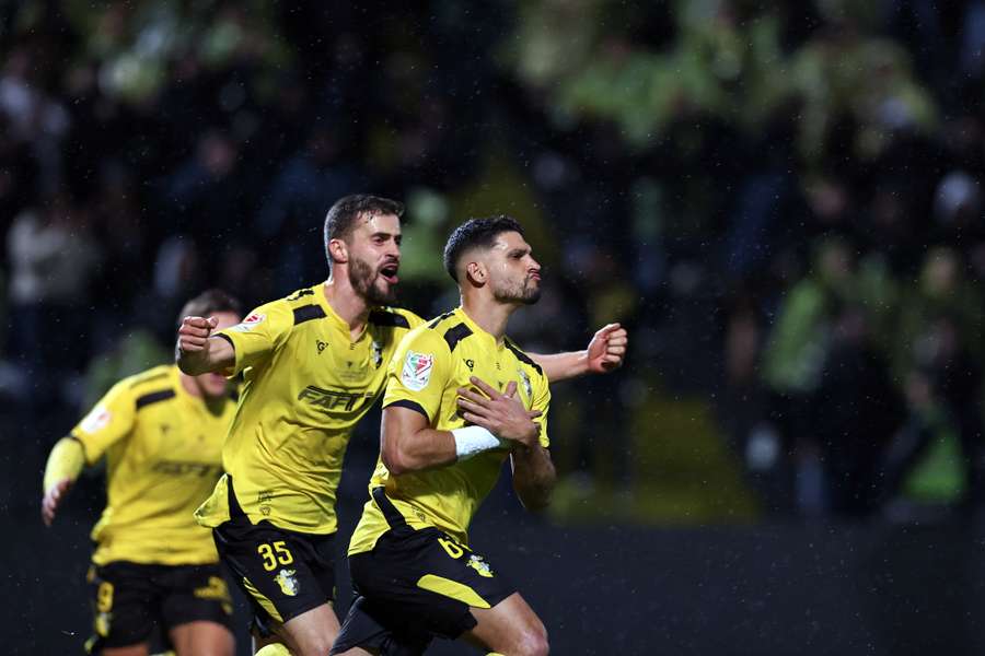 Fafe desloca-se a Torres Vedras a 23 de abril