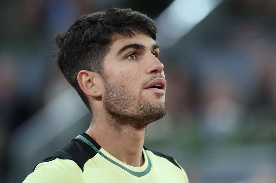 Carlos Alcaraz experienced further pain in his right arm during the Madrid Open