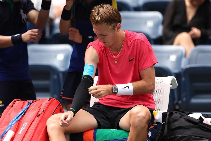 Sebastian Korda od US Open nehraje kvůli problémům s loktem.