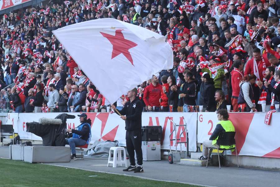 Nevyhodnocené sázky za derby výhry nepřinesou.