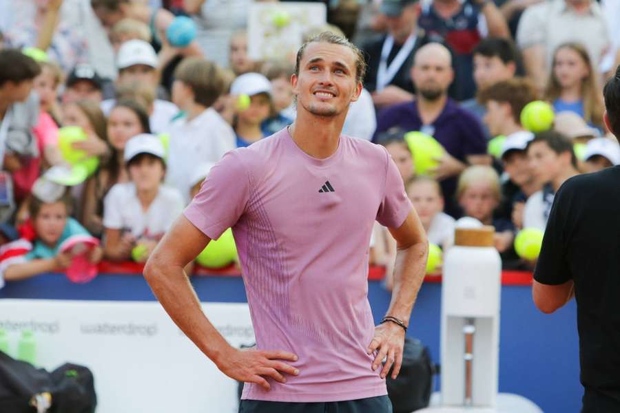 Alexander Zverev conta com o apoio total dos seus adeptos em Hamburgo.