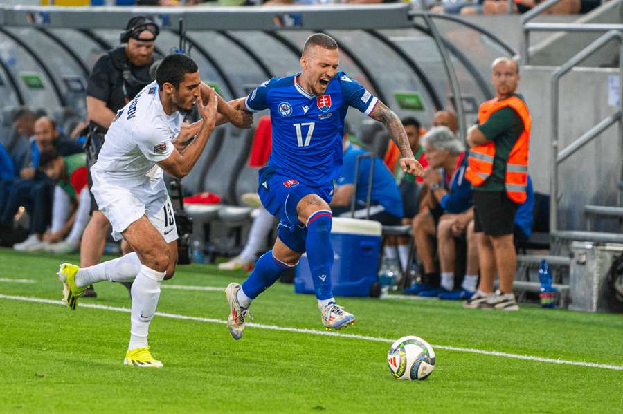 Lukáš Haraslín sa staral o ofenzívu na ľavej strane.