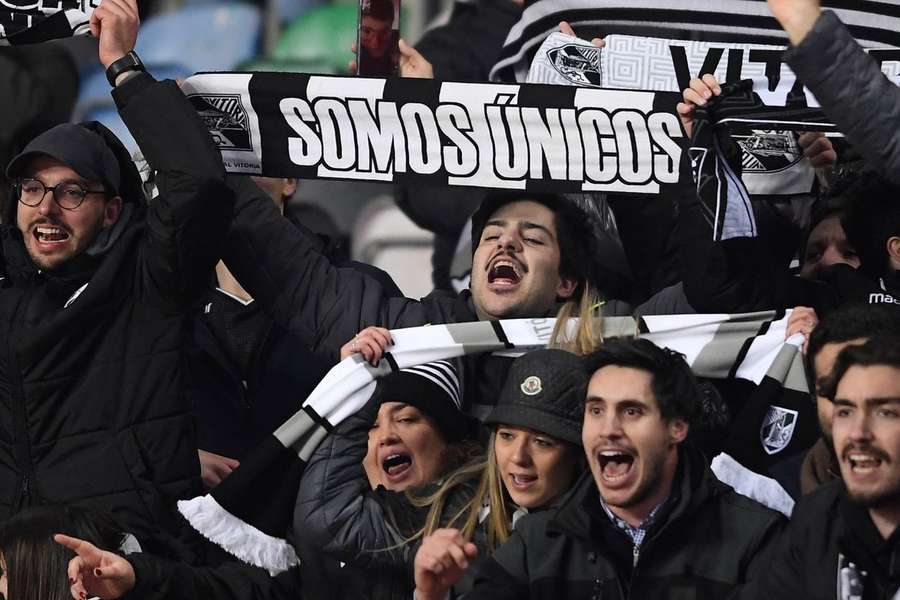 Vitória SC estreia-se na final Vitória SC estreia-se na final