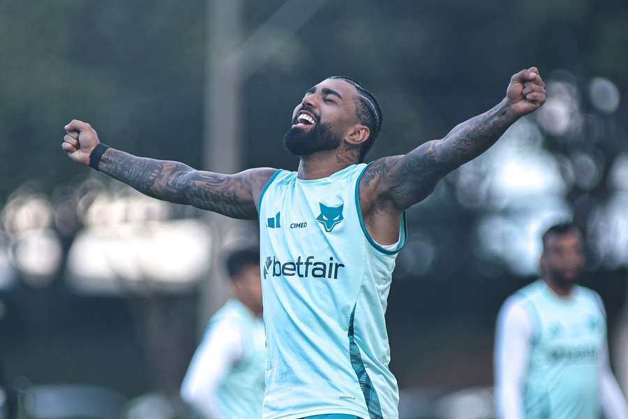 Gabigol estará em campo contra o Internacional