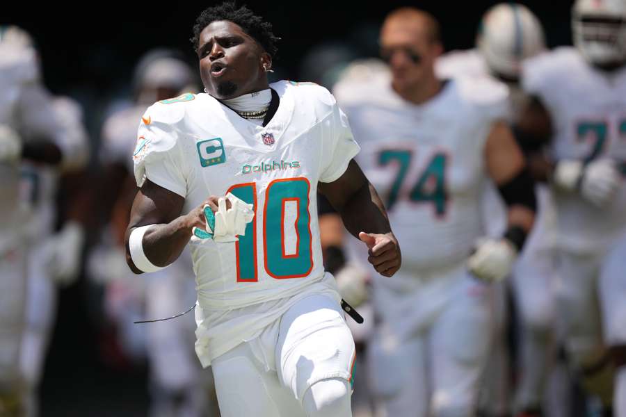 Miami Dolphins wide receiver Tyreek Hill takes the field before the game against the Jacksonville Jaguars