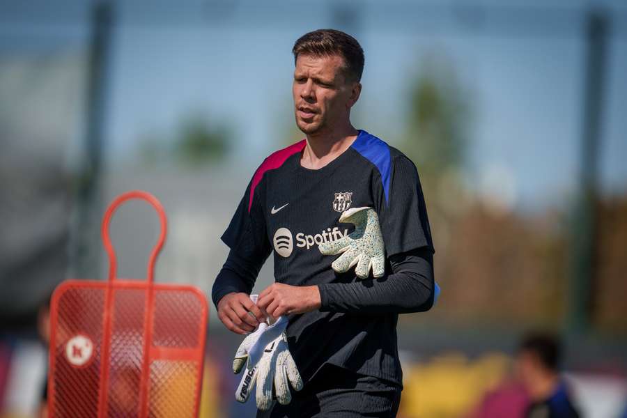 Szczesny no seu primeiro dia de treino com o Barcelona