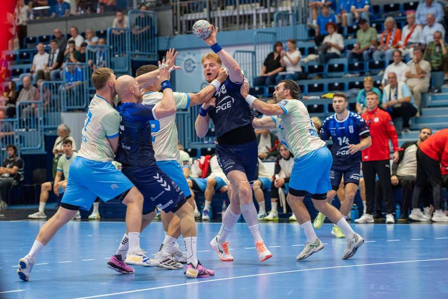 Zwycięstwo na inaugurację Ligi Europejskiej. PGE Wybrzeże pokonało VfL Gummersbach