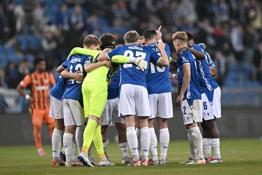 Polska nadal na 12. miejscu w rankingu UEFA mimo porażek Lecha i Rakowa