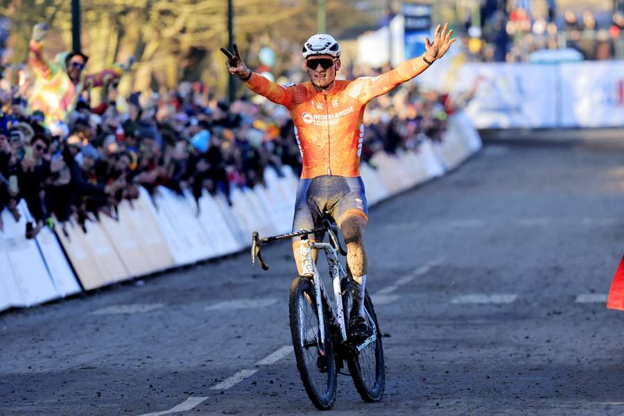 Van der Poel traza la ruta del 2025.