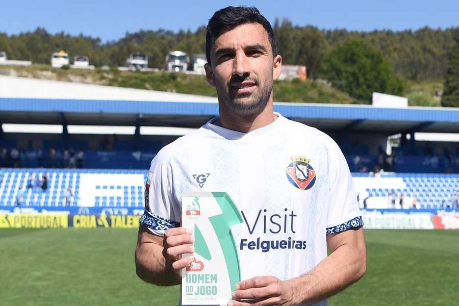 Feliz com o prémio de homem do jogo