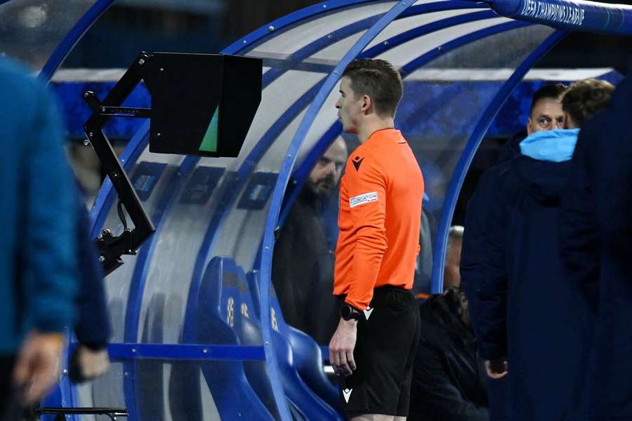 Liga Europa: François Letexier arbitra visita do FC Porto a Roma