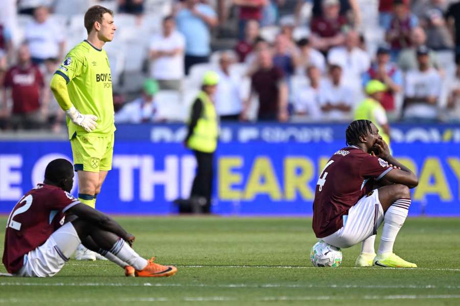 West Ham vypadol do Championship. West Ham vypadol do Championship.