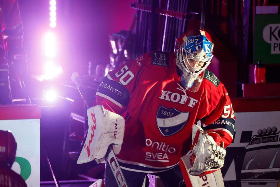 Eliaš sa vrátil do zápasového kolotoča. Eliaš sa vrátil do zápasového kolotoča.