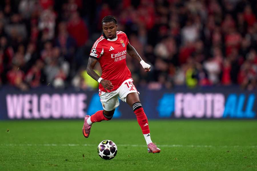 Sidny em ação no Benfica