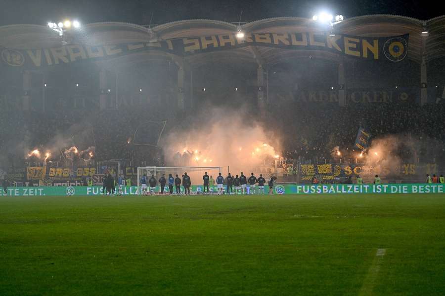 Auch im Rahmen des abgesagten Pokalspiels in Saarbrücken kam es erneut zu Fan-Protesten
