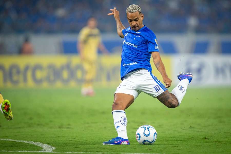 Matheus Pereira é titular absoluto do Cruzeiro