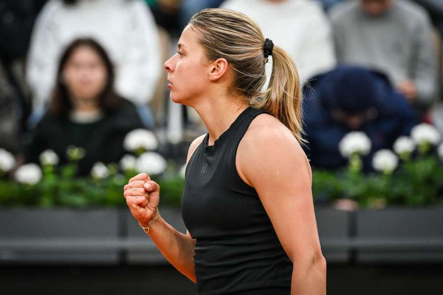 Maja Chwalińska wygrała mecz na Suzanne Lenglen i awansowała do 2. rundy eliminacji FO Maja Chwalińska wygrała mecz na Suzanne Lenglen i awansowała do 2. rundy eliminacji FO
