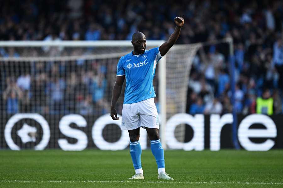 Lukaku com a camisa do Nápoles