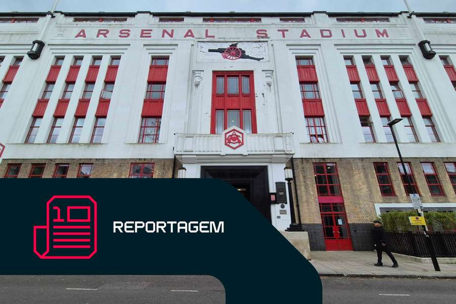 A fachada da East Stand