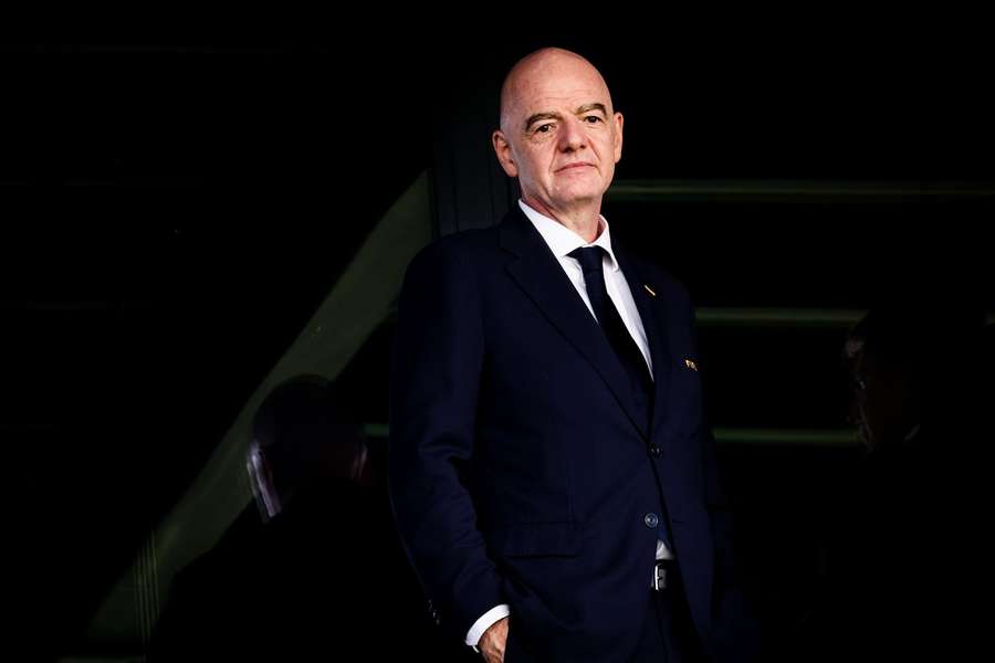 Infantino si vypočul ďalšiu výzvu. Infantino si vypočul ďalšiu výzvu.