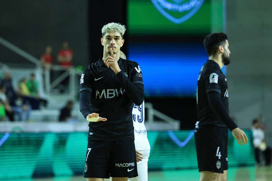 Diogo Santos foi um dos marcadores de serviço